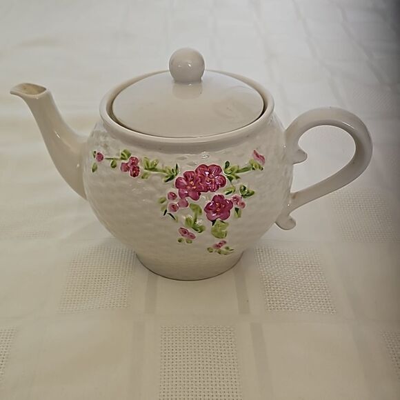 Vintage A Teleflora Gift 1985 Flower Teapot Basketweave Texture Pink/ White - Picture 2 of 16
